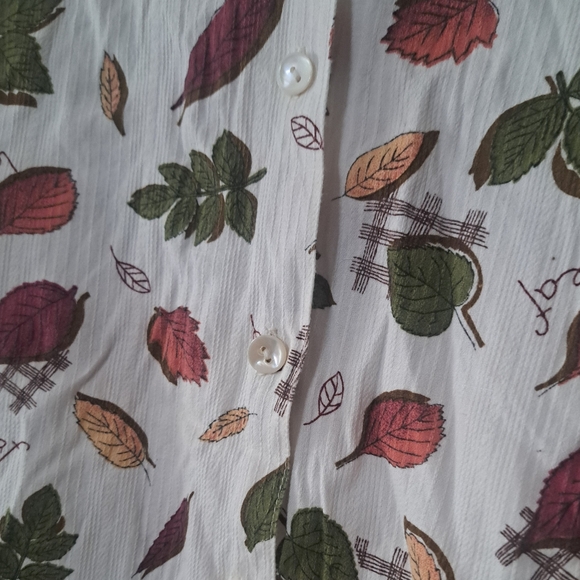 Erika & Co Vintage Falling Leafs Button Down Blouse - Picture 6 of 10